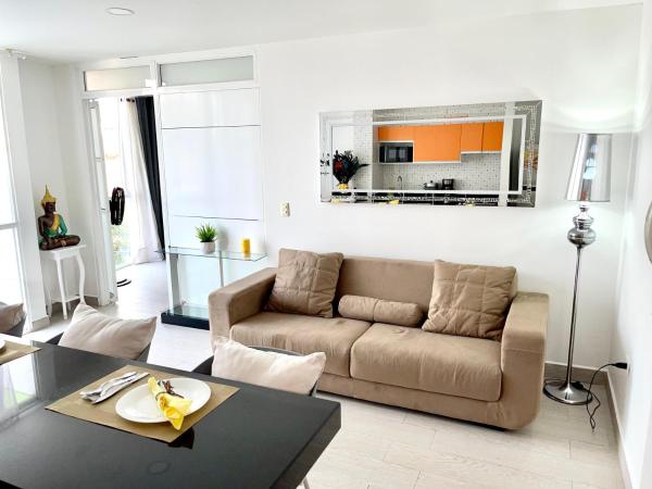 A la foto es mostra l'objecte Elegante apartamento en Granada situat a la ciutat de Cali.