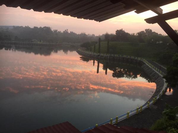 Auf dem Foto ist das Objekt Omah Kenangan at Seven Trumpets Resort in der Stadt Seturan zu sehen.