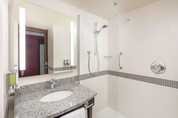 双床间 — 22 m² - Hampton by Hilton London Gatwick Airport
