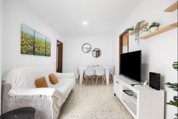 A la foto es mostra l'objecte Girasoles Rota by Staycare situat a la ciutat de Rota.