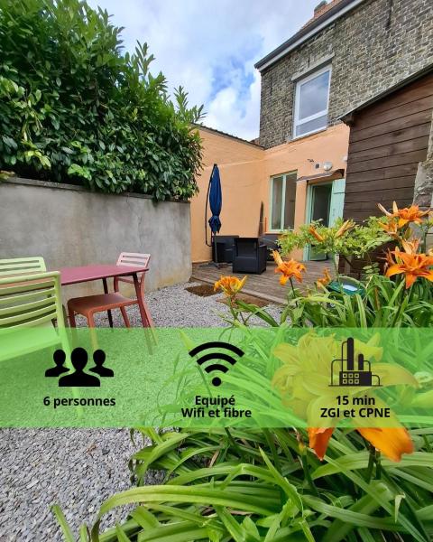 Na fotografii je vidět objekt Maison de campagne 6 personnes Aux volets verts nacházející se ve městě Holque.