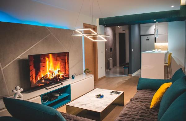 Luxury S&S panoramic city view apartment, Skopje