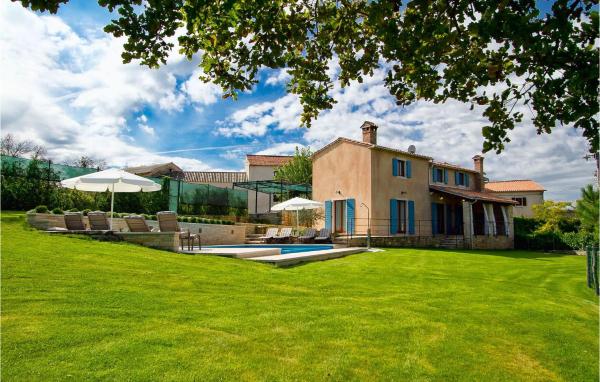 Nella foto è visibile l'oggetto Villa Valica situato nella città di Munci.