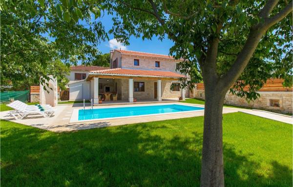 Villa Ladonja