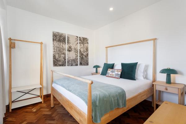 Cosmopolitan Comfort In Lisbon 4a- By Misha's Place - Campo de Ourique