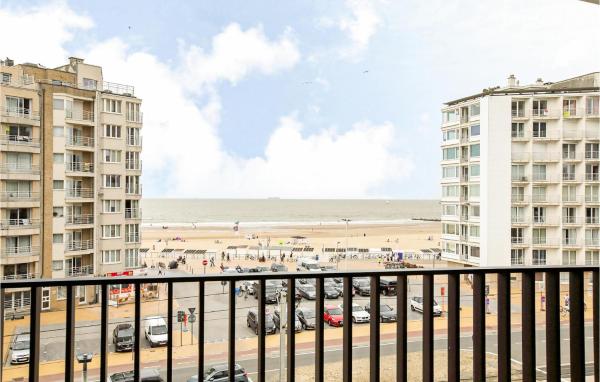 A la foto es mostra l'objecte Cozy Apartment In Oostende With Wifi situat a la ciutat de Oostende.