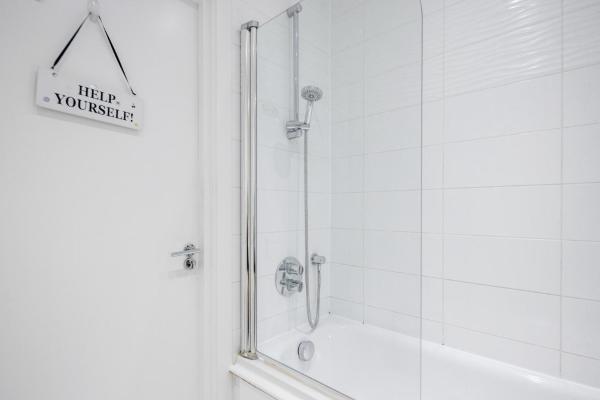 Billede 8: Basildon - 2-Bed - Sleeps 5 - Near Train Station