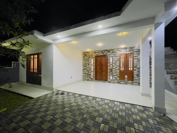 A la foto es mostra l'objecte Isuru villa situat a la ciutat de Matara.