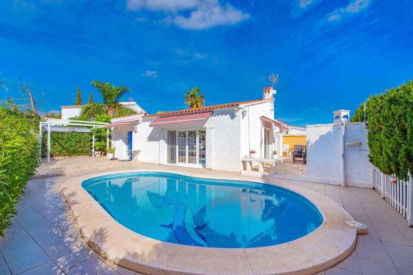 Sunbathing With Private Swimming Pool - Calp