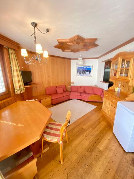 Na fotografii je vidět objekt SuperG apartment nacházející se ve městě Svatý Mořic.