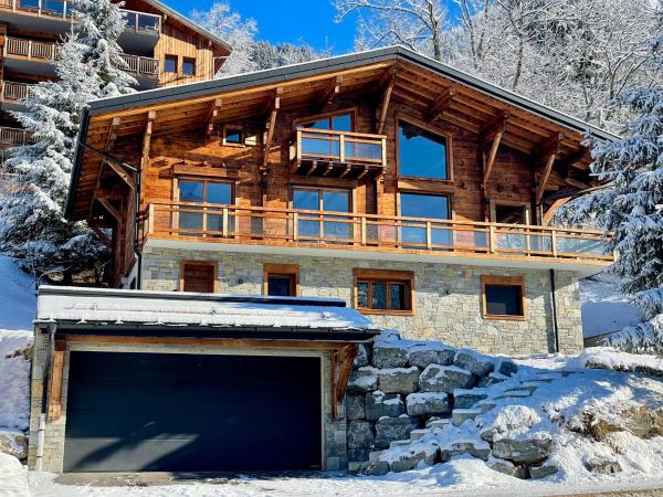 Na zdjęciu widoczny jest obiekt Chalet L'Alpaga położony w mieście Châtel.