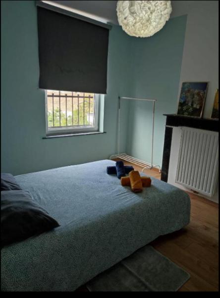 Chambre confortable lit double schaarbeek 1ere étage clé normal, Bruxelles