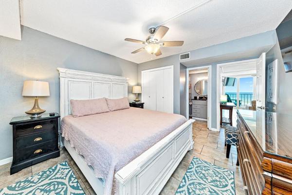 Stunning Oceanfront Views With Pool And Beach Access - Foley, AL