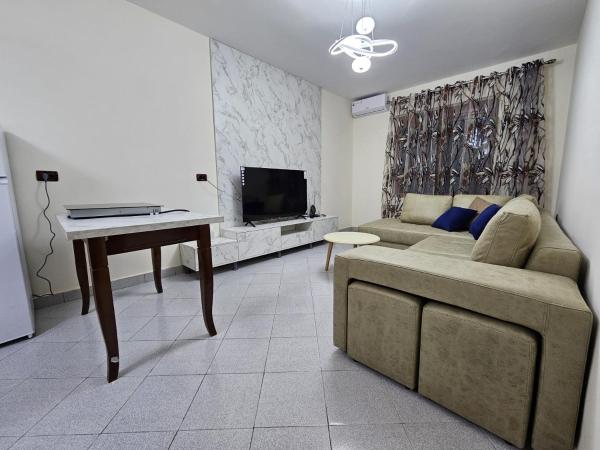 Na fotografii je vidět objekt Enles Downtown Apartment nacházející se ve městě Durrës.