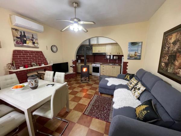 照片显示了位于Shkodër市的Fishta Villa and Apartments物件。