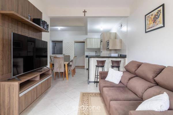 A la foto es mostra l'objecte Sobrado 3Q c/ Churrasq. 700m da Praia RPP0678 situat a la ciutat de Penha.