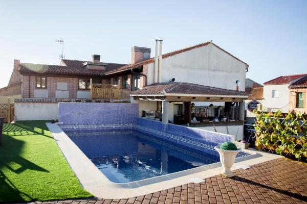 A la foto es mostra l'objecte El Mudejar - Complejo Rural Exclusivo para Grupos situat a la ciutat de Velayos.