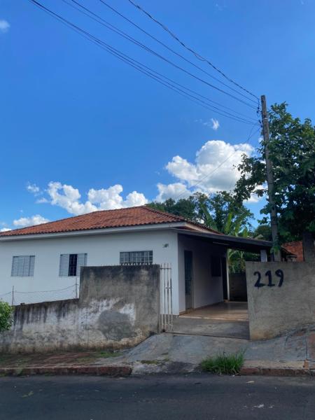 En la foto se muestra el objeto Casa V7 ubicado en la ciudad de Jacarèzinho.