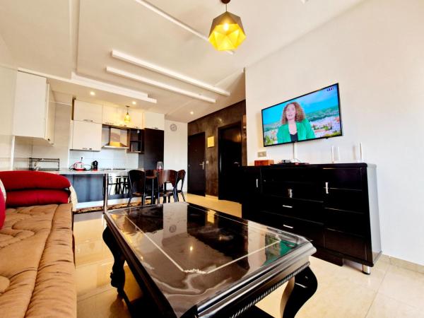 Appartement Familial Piscine Wifi Et Climatisation - Agadir
