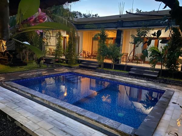 A la foto es mostra l'objecte Villa Indah Anugrah situat a la ciutat de Kubu.