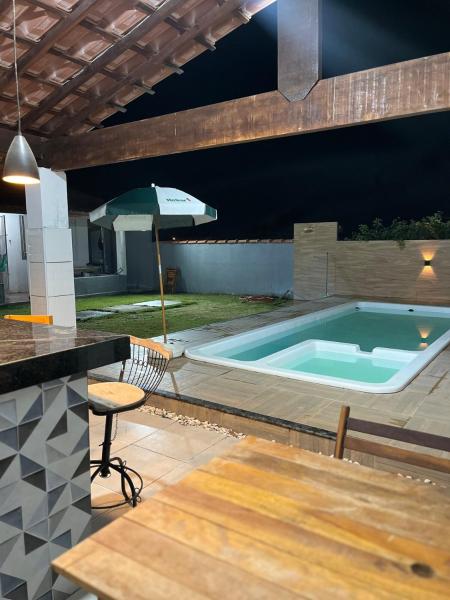 写真にはBatelão市にあるPiscina, Churrasco e Descanso - Santa Claraが写っています。