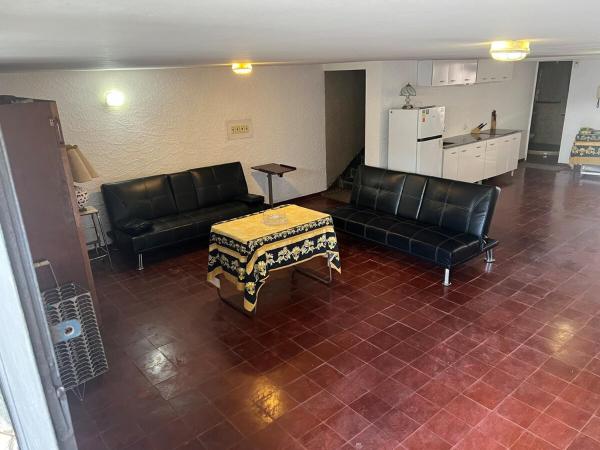 写真にはモンテビデオ市にあるDrive In house Best location Carrasco 4 beds Beachが写っています。