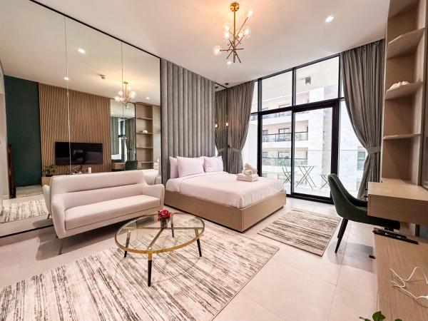 A la foto es mostra l'objecte Stylish Studio in the Heart of Al Furjan 20AB4 situat a la ciutat de Dubai.