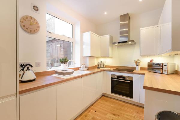 Foto 7: Linskill House