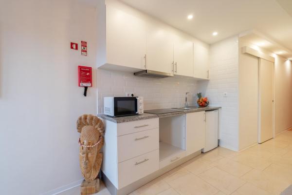 Bilde 3: HostWise - Artistic Escape with Modern Comfort
