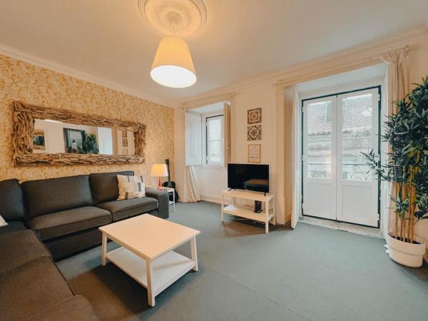 My Fair Lisbon - Trendy Bairro Alto Apartment, Lisabon