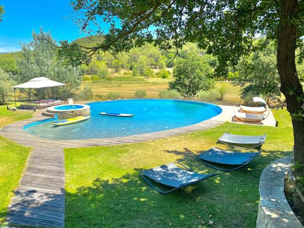 A la foto es mostra l'objecte Villa Provençale - Rognes campagne d'Aix en Provence situat a la ciutat de Rognes.