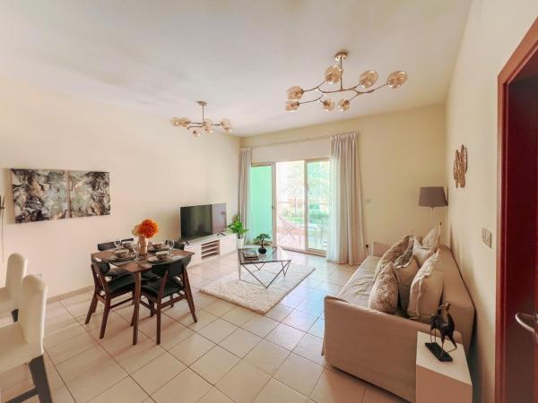 Na fotografii je vidět objekt Gorgeous One Bedroom Apartment in the heart of Dubai nacházející se ve městě Dubaj.