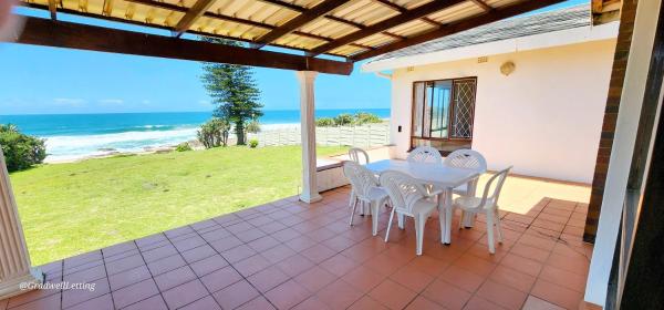 Jackpot - Sleeps 8 - Southbroom