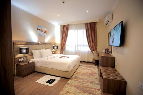 Στη φωτογραφία φαίνεται το αντικείμενο Cairo Taj Hotels & Suites - Dokki που βρίσκεται στην πόλη Κάιρο.