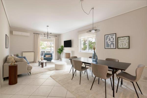 På billedet ses objektet Chalandri Living 3BR Luxury Apartment by UPSTREET beliggende i byen Marousi.