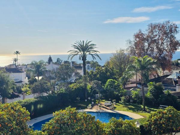 Marbella city center appartment walking distance beach and plaza de los naranjos, Marbella