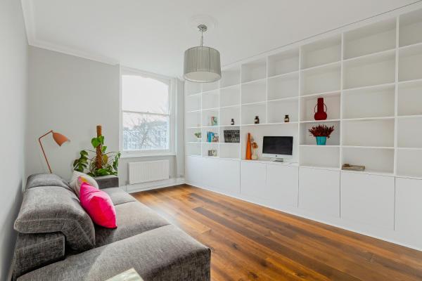 New Listing! Bright 1BR, heart of Notting Hill, London