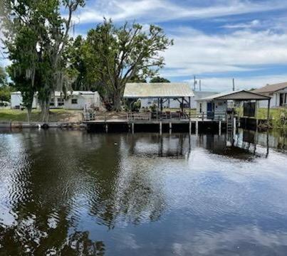 Auf dem Foto ist das Objekt FISHERMAN's PARADISE! in der Stadt Okeechobee zu sehen.