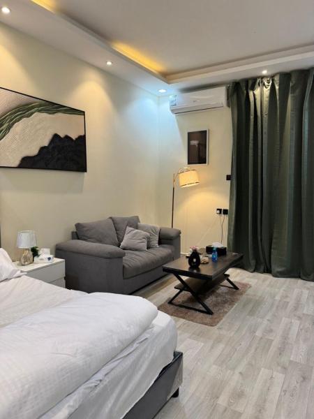 A la foto es mostra l'objecte استديو انيق ومريحه وهادي بحي اليرموك situat a la ciutat de Riad.