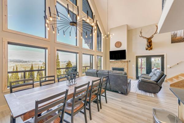 A la foto es mostra l'objecte Views, Trails, Hot Tub and More Luxe Wyoming Oasis situat a la ciutat de Dubois.