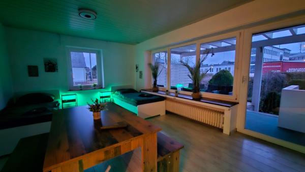 Auf dem Foto ist das Objekt 4 ZIMMER, TERRASSE, GROßER PARKPLATZ, TOP ANBINDUNG, FREE WIFI in der Stadt Herford zu sehen.