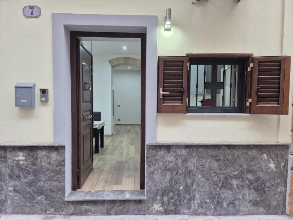 A la foto es mostra l'objecte Trinacria Guest house situat a la ciutat de Palerm.