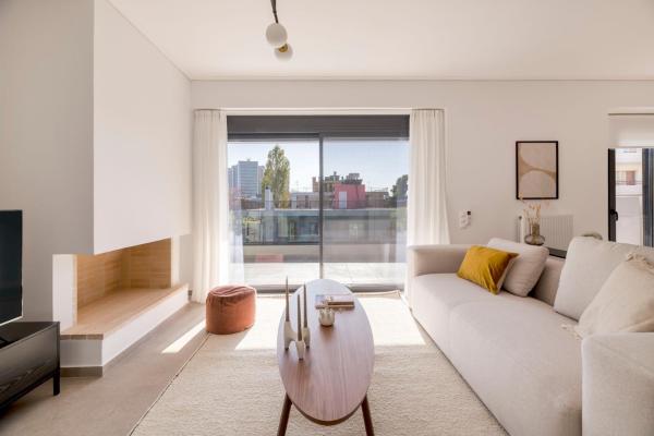 Kuvassa näkyy kohde Prestigious 3BR Apartment in Marousi by UPSTREET, joka sijaitsee kaupungissa Amaroúsion.
