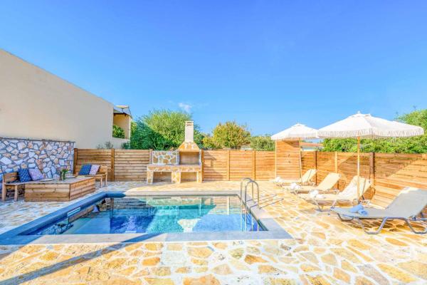 Kuvassa näkyy kohde Villa Astra Ena, joka sijaitsee kaupungissa Vasilikos.