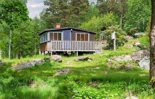A la foto es mostra l'objecte 2 Bedroom Cozy Home In Uddevalla situat a la ciutat de Uddevalla.