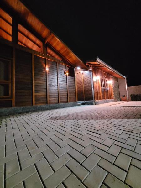 Na zdjęciu widoczny jest obiekt Casa de praia Picarras e Beto carrero położony w mieście Balneário Piçarras.