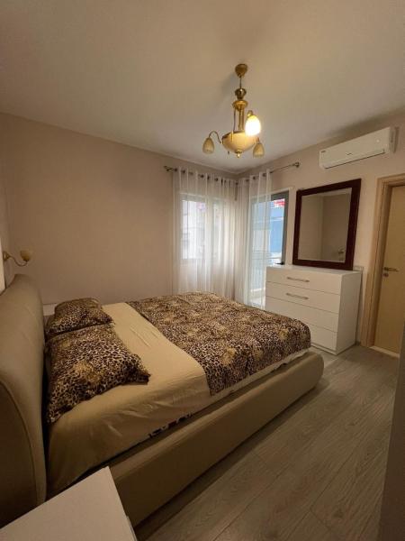 Trio Travel Apartment, Vlorë
