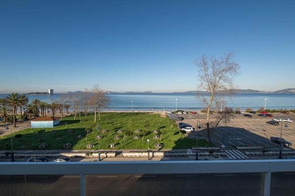 A la foto es mostra l'objecte Primera Linea de Playa Samil Costa con Garaje Incluido situat a la ciutat de Vigo.