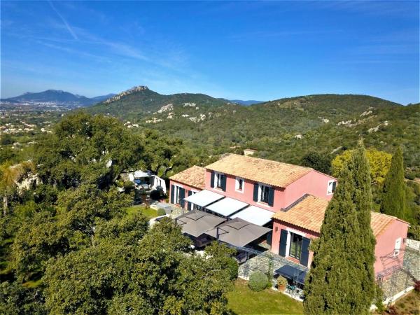 Maison dans les Arbres PISCINE CLIM Luxe, Hyères