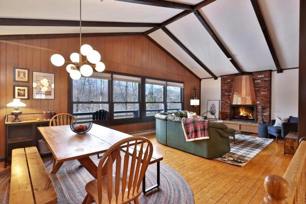A la foto es mostra l'objecte Shreadquarters home situat a la ciutat de Killington.